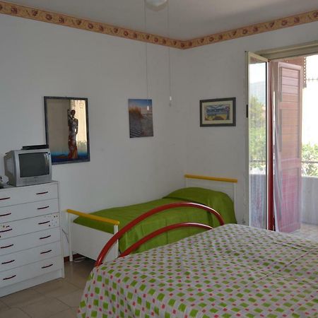 285 Via Spiaggia Apartment Mascali Exterior photo